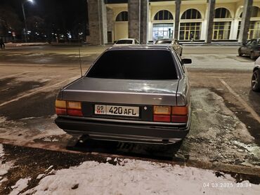 Audi: Audi 100: 1986 г., 2 л, Механика, Бензин