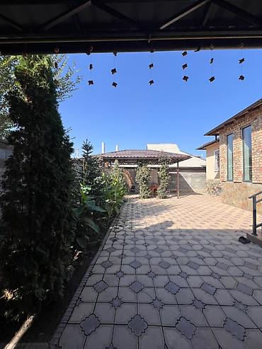 Продажа коттеджей и домов: Ж/м Арча-Бешик, ул. 14-я / Абдрахманова Общая площадь земли-9,7 соток — 3