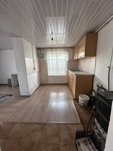 Продажа домов: Дом, 110 м², 5 комнат, Агентство недвижимости, Старый ремонт — 9