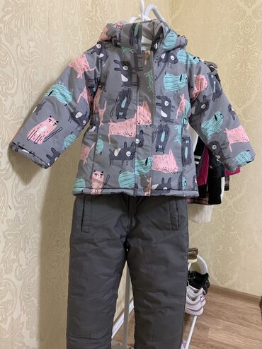 красовки для спорта: Продам детские вещи на девочку 6-7 лет в одни руки. 1) Зимний костюм