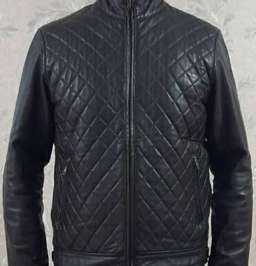 купить куртку бишкек: Продаю мужскую куртку. осень-весна натуральная КОЖА. размер 46-48
