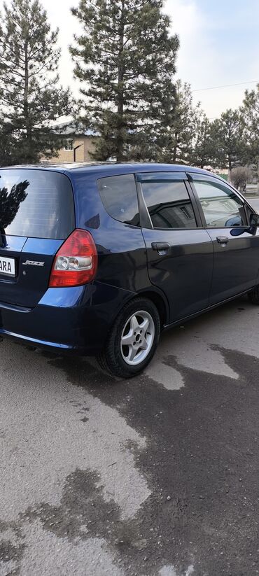 Унаа сатуу: Honda Jazz: 2002 г., 1.3 л, Механика, Бензин