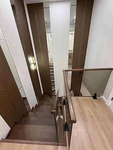 Продажа коттеджей и домов: 🏡ПРОДАЕТСЯ ОСОБНЯК 📍Арча-Бешик 🏠Площадь:200м² 🌿Участок:3сотки — 20