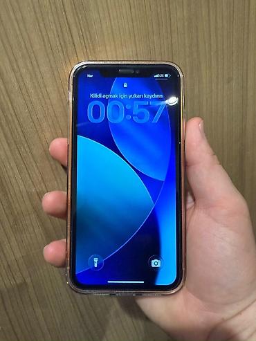 yığılma ayfonlar: Iphone 11 - 17 e yigilib
Arxasinda bilinmiyen cat var — 2