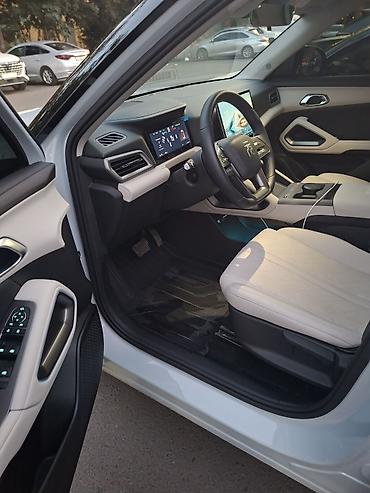 byd one up: BYD Yuan Up: 2025 г., Электромобиль — 8