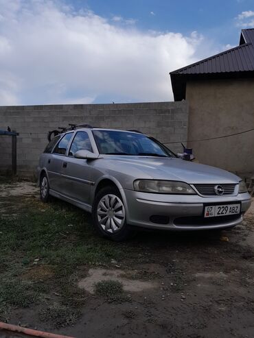 опель вектра б: Opel Vectra: 2000 г., 1.8 л, Автомат, Бензин, Универсал