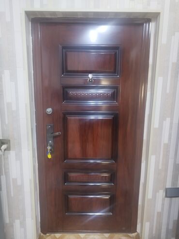 ucuz mebel: 4 ədəd qapi 180 manat 0509736209 whatsap