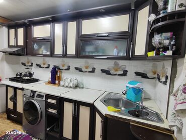 metbex meneli: Mətbəx mebeli satılır 150 AZN Üzərində moyka ve aspirator verilir