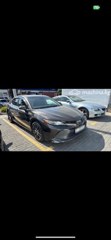 гаражные распродажа: Toyota Camry: 2017 г., 2.5 л, Автомат, Бензин, Седан