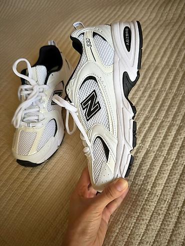 nb 550: New Balance 530 White/Black - Модель: NB 530 (обозначение на боковой — 4