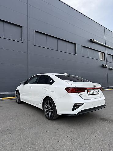 Kia: Kia K3: 2019 г., 1.6 л, Вариатор, Бензин, Седан — 5