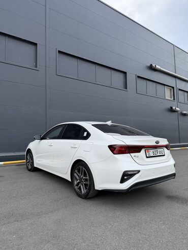 Kia: Kia K3: 2019 г., 1.6 л, Вариатор, Бензин, Седан — 5