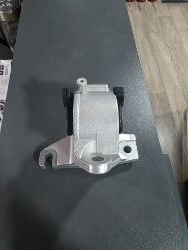 подушка мейрама: Honda İNSİGHT Analoq, Yeni