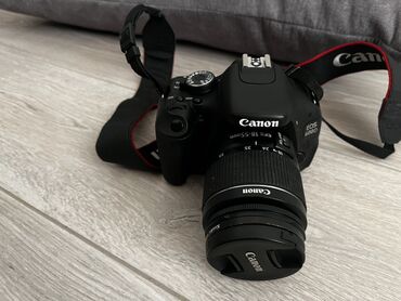 фотоаппарат 600d: Продается цифровая зеркальная камера Canon EOS 600D, оснащенная