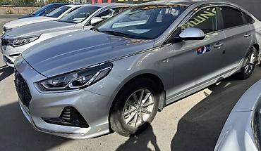 Hyundai Sonata: 2018 г., Седан