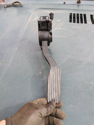 Auto delovi: Pedala gasa elektronska Lada 21214i Nivu . Polovno, ocuvano. Skinuto — 13