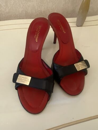 Tuflilər: Tuflilər, YSL, Ölçü: 37, rəng - Mavi, Yeni — 39