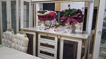 jurnalin masa: İşlənmiş, Klassik divan, Qonaq otağı üçün, Açılan — 1