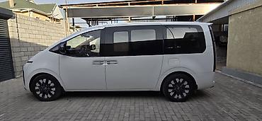 Hyundai: Hyundai Staria: 2021 г., 3.5 л, Автомат, Газ, Минивэн — 6