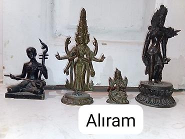 Vazalar: Vaza dəsti, Farfor — 8