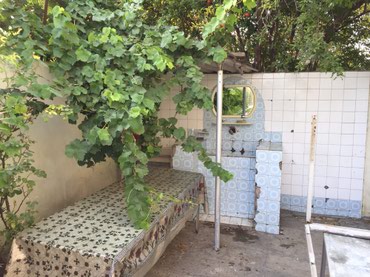 Həyət evləri və villaların satışı: 6 otaqlı, 165 kv. m, Orta təmir — 6
