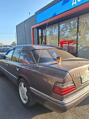 e34 m5: Mercedes-Benz W124: 1994 г., 2.2 л, Автомат, Бензин, Седан — 10