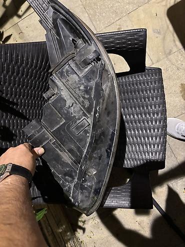 passat cc ehtiyat hisseleri: Ford Focus sag fara arginal usten cixmafir cati cizigi yoxdur, sol — 5