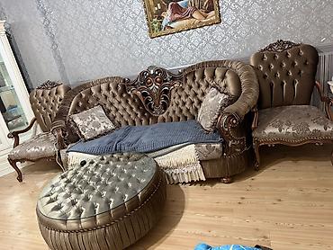 divan desti: Divan kreslo, jurnalni dəsti 450 manat. Ünvan Masazır 
Aynur B — 1
