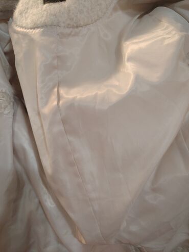 Sakoi: S.Oliver, M, Vuna, Jednobojni na lalafo.rs — 9 Sakoi: S.Oliver, M, Vuna, Jednobojni — 9