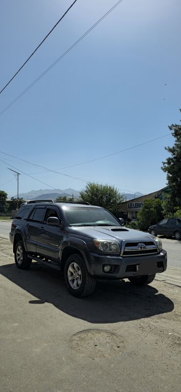 аламединское ущелье: Toyota 4Runner (поколение N210, дорестайлинг/рестайлинг середины