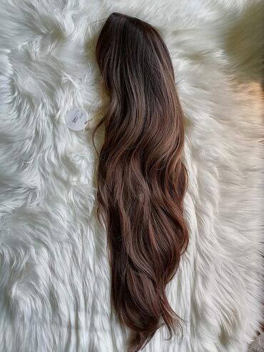 Perike i klipse: Perike
Cena 3200din na lalafo.rs — 15 Perike i klipse: Perike
Cena 3200din — 15