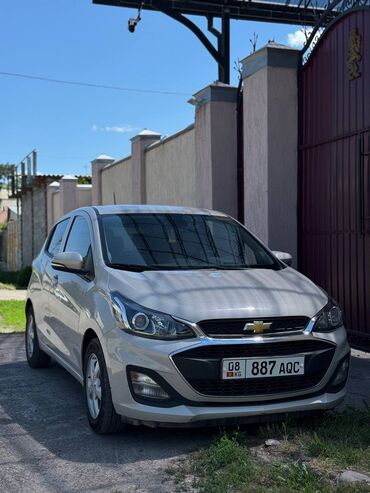 сапок сатам: Chevrolet Spark: 2019 г., 1 л, Автомат, Бензин, Седан