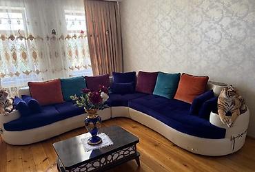 мебель для кухни: - L‑şəkilli geniş künc divanı - Korpus: ağ rəngli, yumru xətləri olan — 1