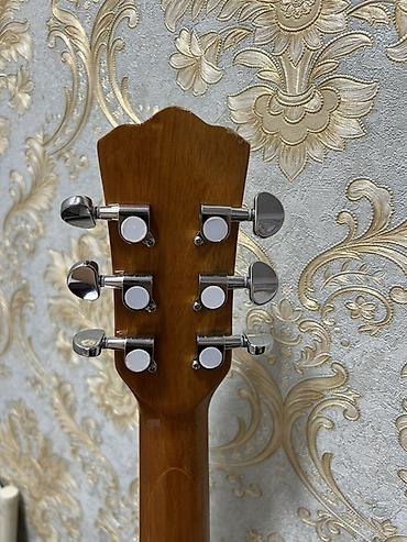 Гитары: Акустическая гитара Tree Root с вырезом (dreadnought cutaway) — 5