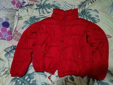 ženske duge zimske jakne: Pull and Bear, M (EU 38), Single-colored, With lining