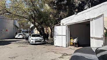 Услуги: Avtoyuma satilir!!. Unvan Inqilabda,yola 20metr mesafede. - Qapalı — 6