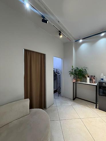 центр золотой квадрат: Аренда офисов, 49 м², В жилом комплексе — 4