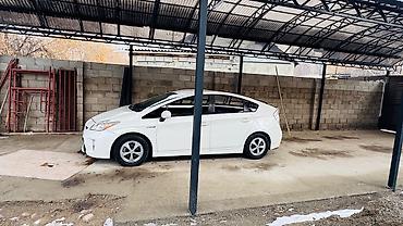 Toyota: Toyota Prius: 2012 г., 1.8 л, Вариатор, Гибрид, Хэтчбэк — 1