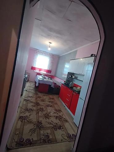 Продажа домов: Дом, 200 м², 6 комнат, Старый ремонт — 1