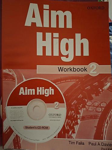Kitablar və jurnallar: Oxford University – Aim High 1, Aim High 2 və Aim High 3 Tərkib: - — 3