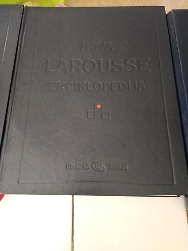 aql slusalice: Nova Larousse enciklopedija – više svezaka na srpskom jeziku. Luksuzna — 3