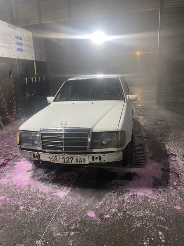 тико карапка: Mercedes-Benz W124: 1989 г., 2.5 л, Механика, Дизель, Седан