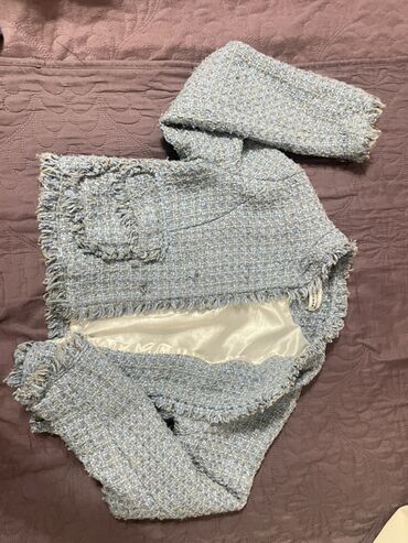 Костюмы с юбкой: Состояние идеальные, могу видео отправить at lalafo.kg — 2 Костюмы с юбкой: Состояние идеальные, могу видео отправить — 2