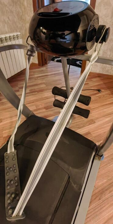 universal trenajor: Tep teze di demey olar her funksiyası var tecli satılır 150 ceki