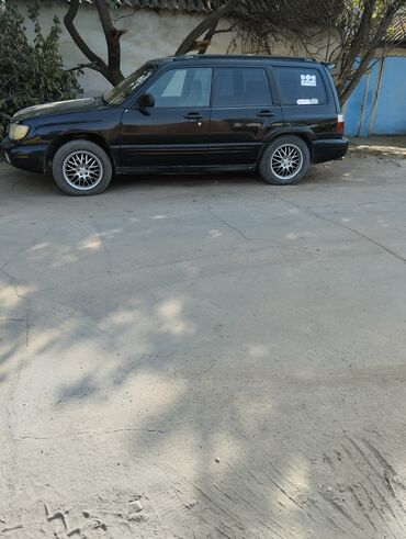 шины на форанер: Subaru Forester SF, кроссовер 5‑дверный, черный. Особенности и