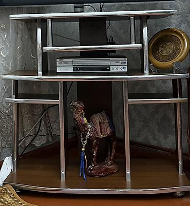 televizo: İşlənmiş, Künc Tv altlığı, Polkalı, Taxtalı — 1
