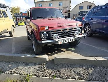 ВАЗ (ЛАДА) 4x4 Нива: 1998 г., 1.7 л, Механика, Бензин, Внедорожник