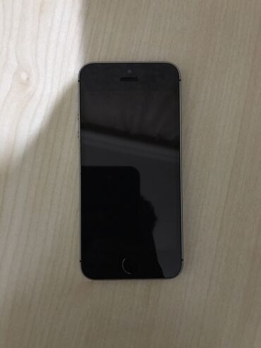 yeni iphone 7: IPhone SE, 16 GB, Gümüşü, Barmaq izi