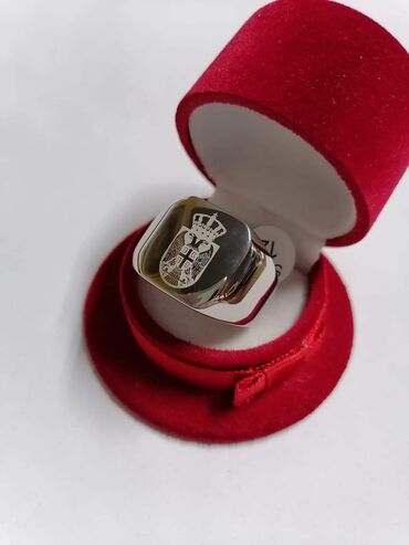 Prstenje: Vel:13
Cena:1000din — 5