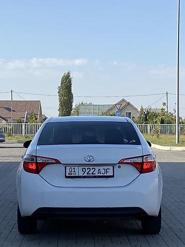 suzuki verde: Toyota Corolla: 2014 г., 1.8 л, Автомат, Бензин, Седан — 9